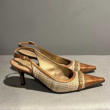 Stuart Weitzman shoes . Size 8