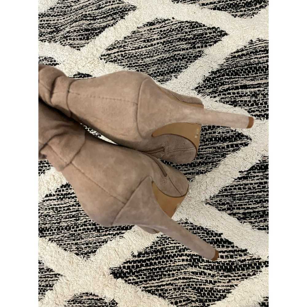 Vince Camuto Keyna Wild Mushroom Beige Suede Peep… - image 3