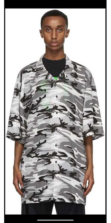 Balenciaga Sz37 Oversized Camo Jersey Shirt