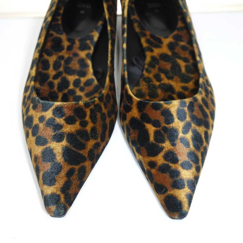 ZARA Animal Print Pointed-Toe Shoes Leopard Print… - image 3