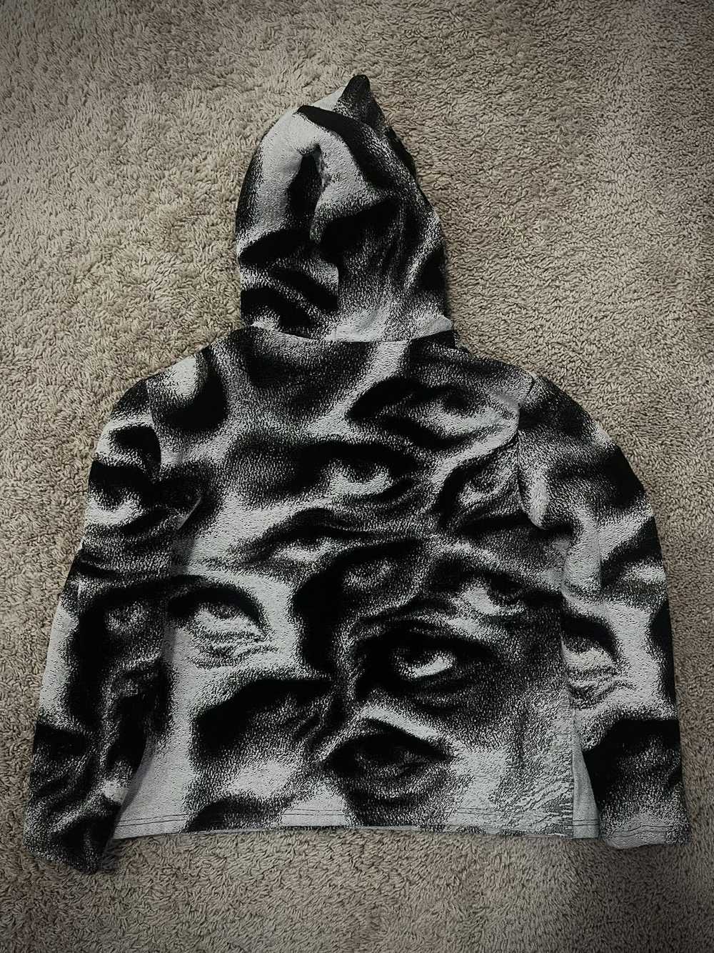 Vintage “EYES ON YOU” TAPESTRY HOODIE - image 3