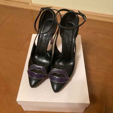 Lip motif Yves Saint Laurent pumps