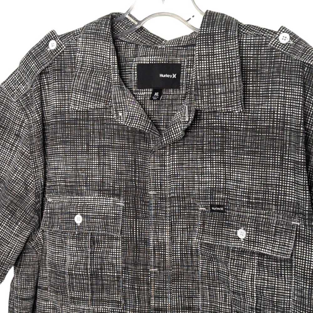 Hurley HURLEY Black White Plaid Button Up Short S… - image 4