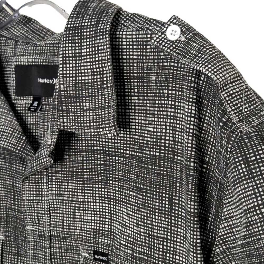 Hurley HURLEY Black White Plaid Button Up Short S… - image 5