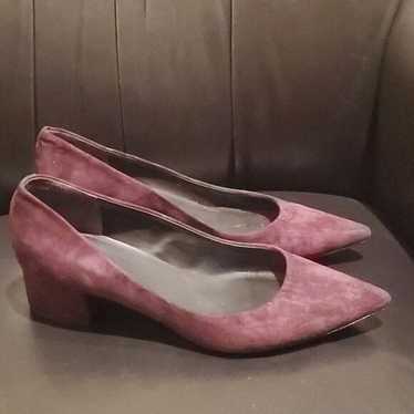 VIA SPIGA Eggplant Suede Heels - Size 8.5