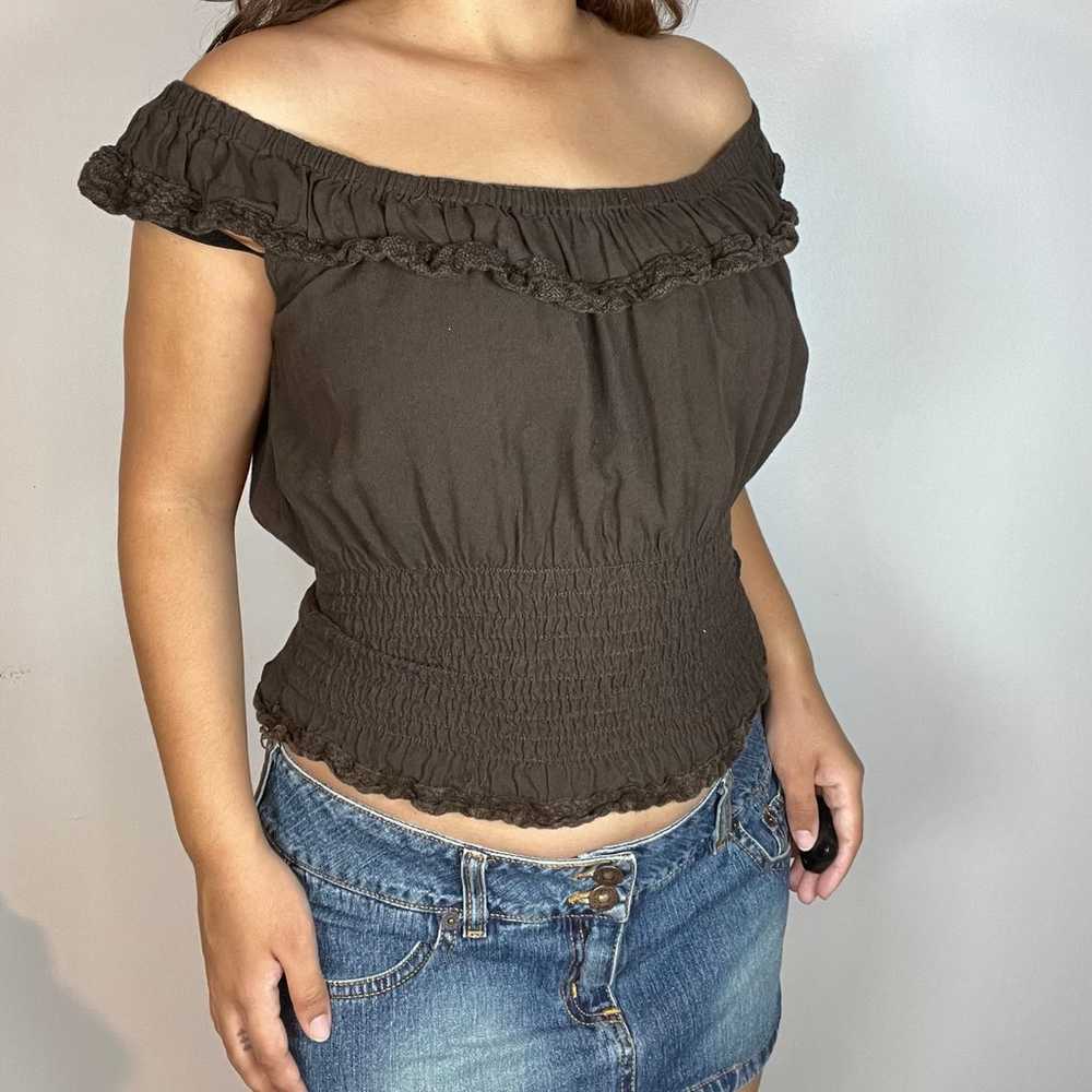 Vintage brown off the shoulder Windsor top - image 3