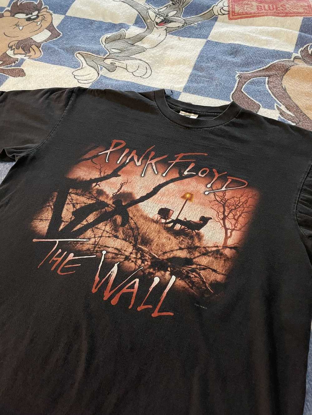 Pink Floyd × Vintage Pink Floyd the wall tee - image 2