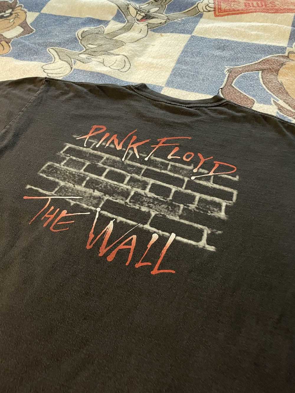 Pink Floyd × Vintage Pink Floyd the wall tee - image 4