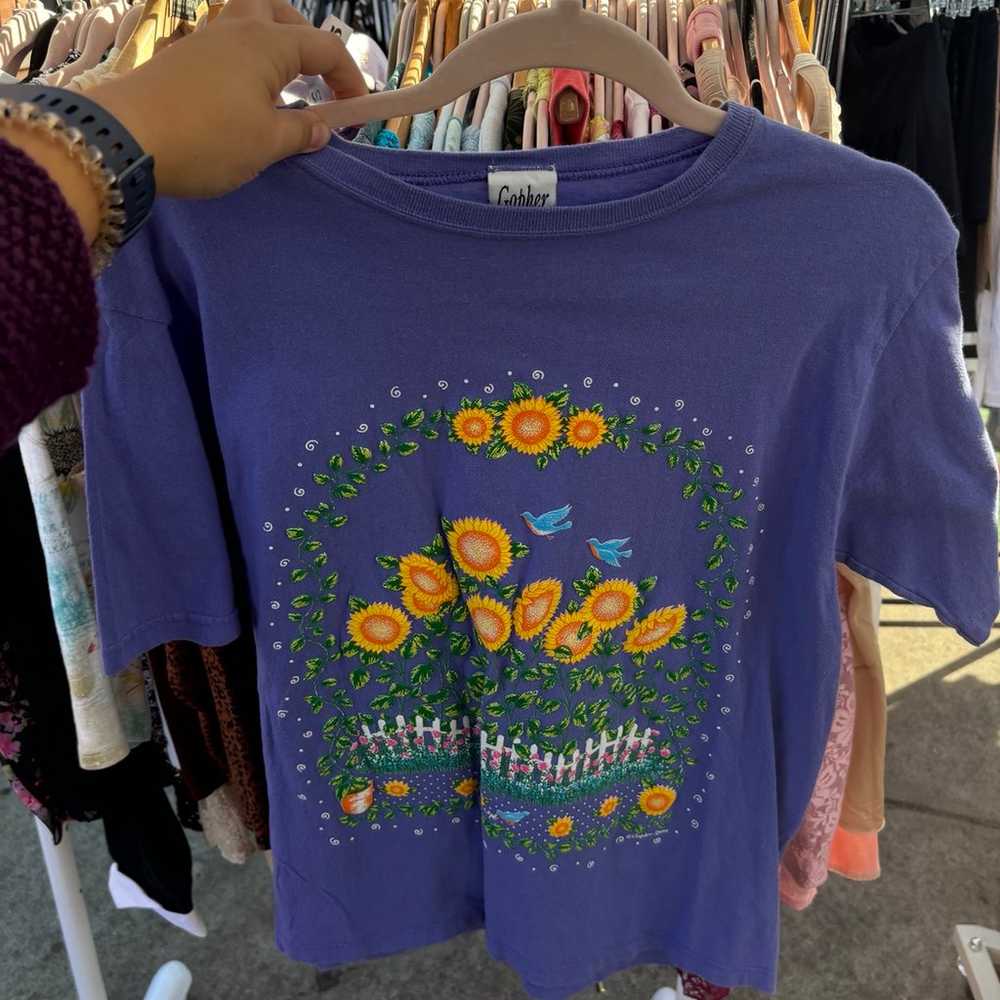 Vintage sunflower 90s tee - image 4