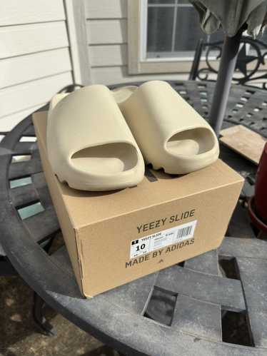 Used Yeezy store Slides Desert Sand Size US 11