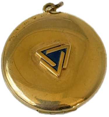 Delta Locket - image 1