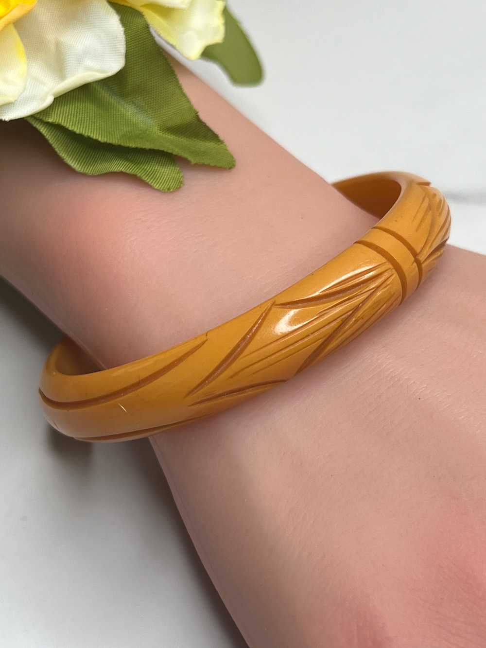 Vintage Bakelite Carved Butterscotch Bangle Brace… - image 3