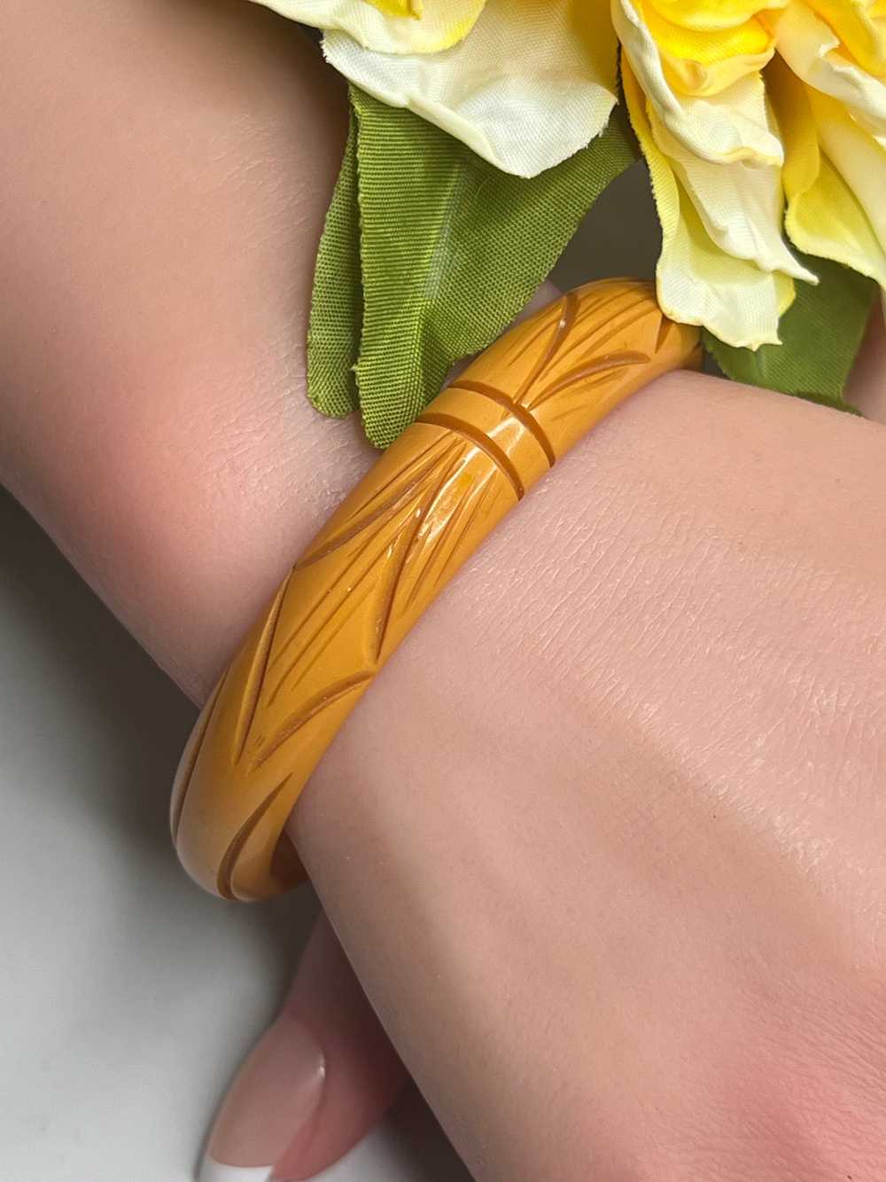 Vintage Bakelite Carved Butterscotch Bangle Brace… - image 5