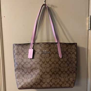 Coach  City Large Tote Light Khaki & Pink