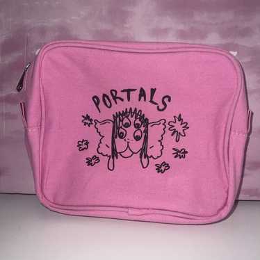 Melanie Martinez portals makeup bag