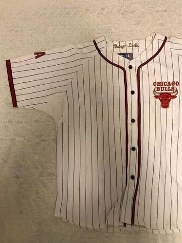 Starter Vtg 90’s Chicago Bulls Baseball Jersey