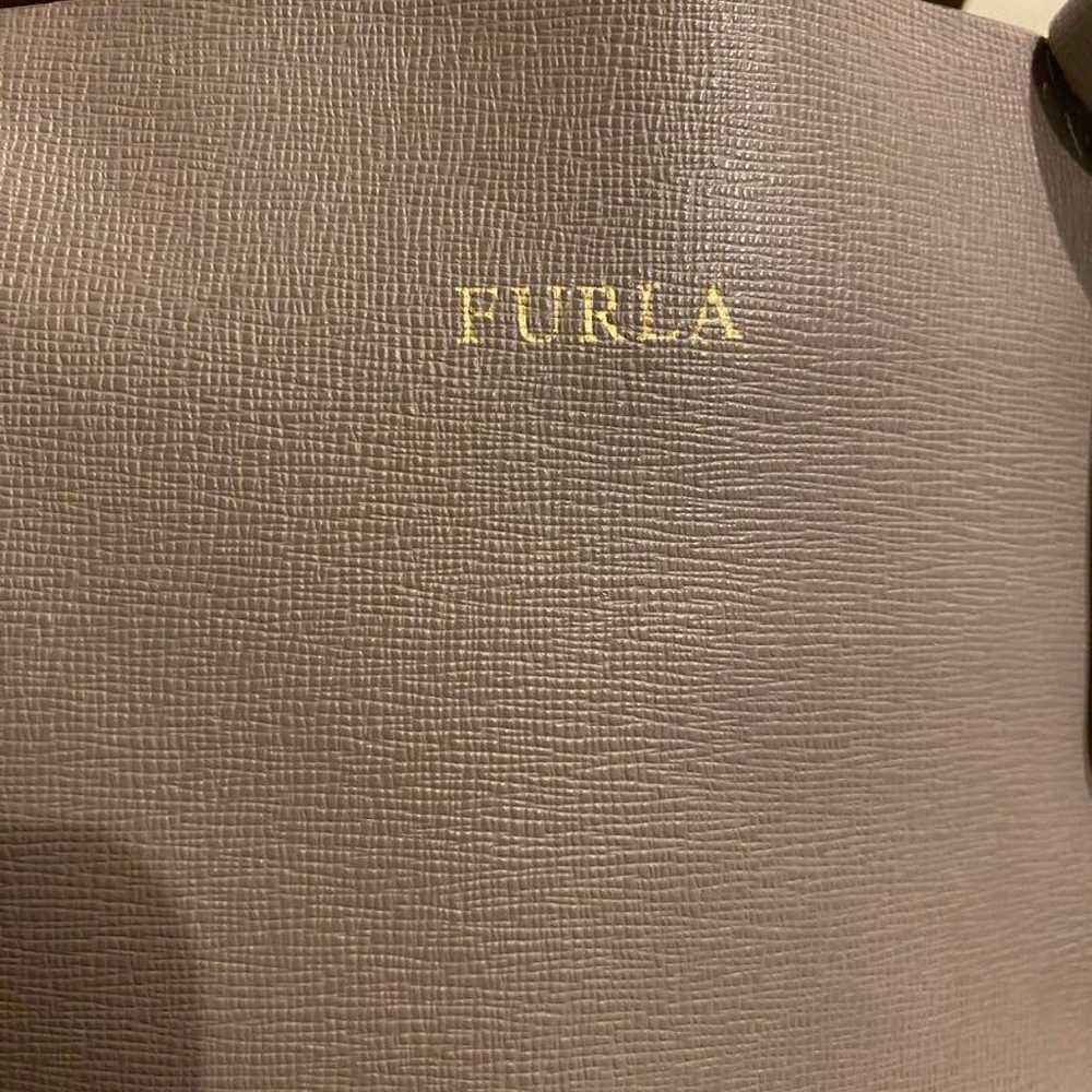 Excellent condition ✨ FURLA SALLY tote bag leathe… - image 4