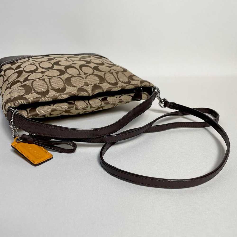 2408-17 | Excellent Condition | Coach Signature 2… - image 7