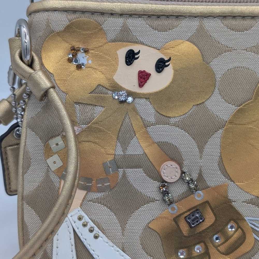 Coach Poppy Chan Goldy Wristlet HTF Rare Limited … - image 2