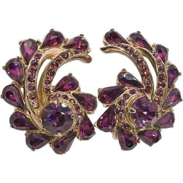 Vintage Mid Century Hollycraft Royal Purple Clip … - image 1