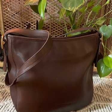 バッグ Vintage Coach Chelsea Bag Burgundy Rare Vintage Coach Chelsea bag. I thought it was Bordeaux because