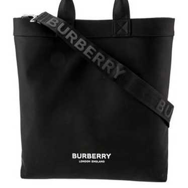 Burberry Tote brand new!  Unused ($800+)