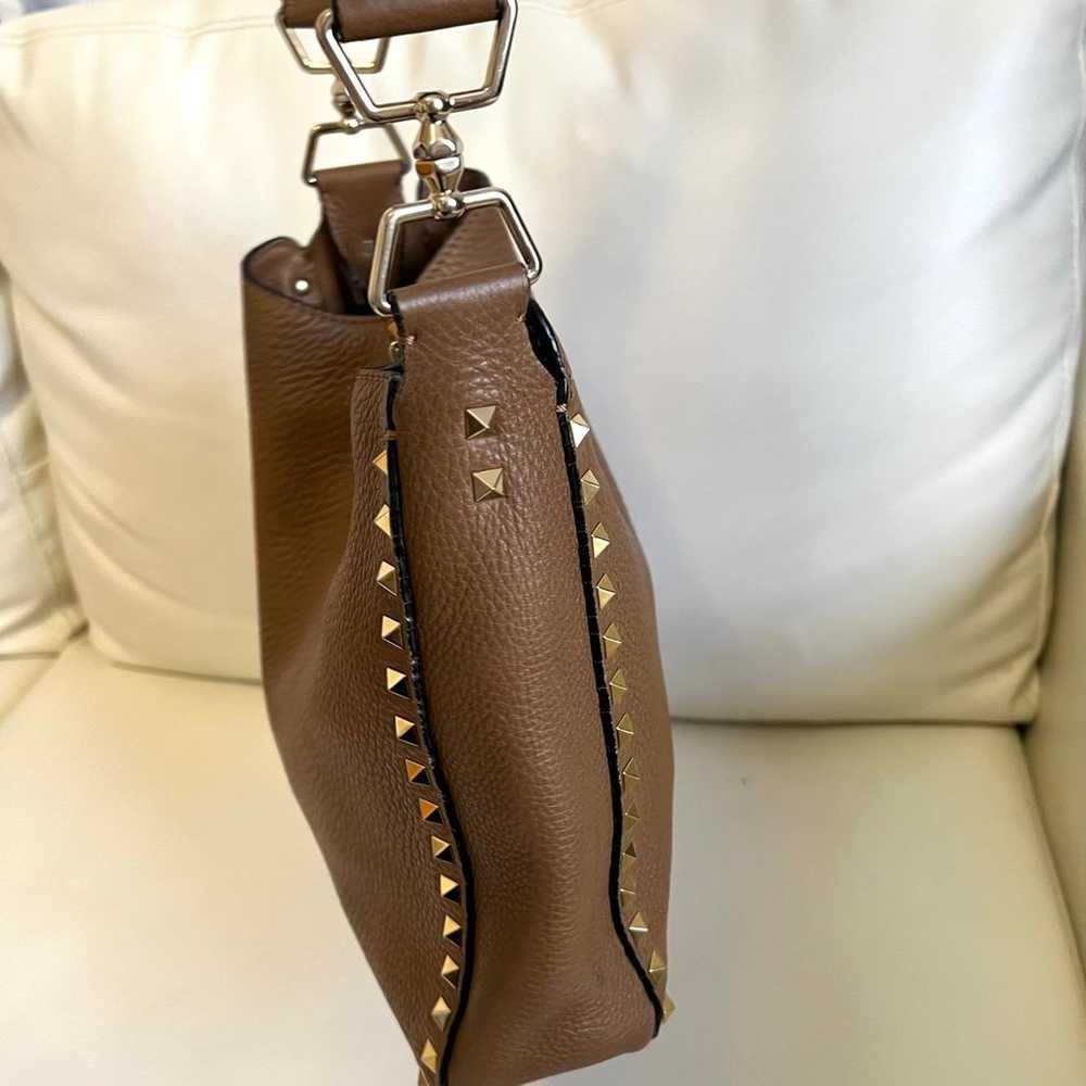 Valentino garavani brown Rockstud Hobo bag - image 10