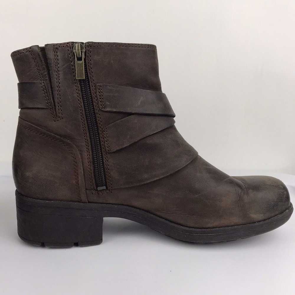 Clarks Brown Leather Ankle Boots Side Zip Block H… - image 3