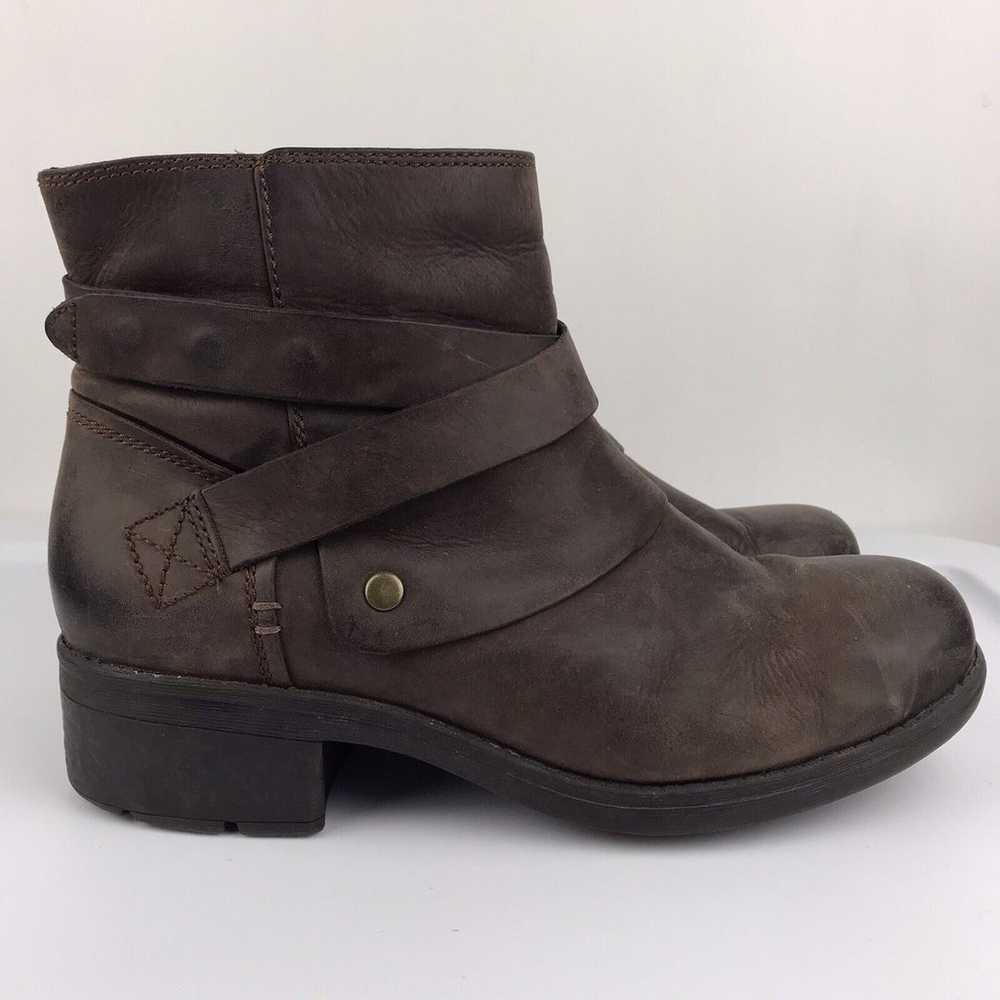 Clarks Brown Leather Ankle Boots Side Zip Block H… - image 4