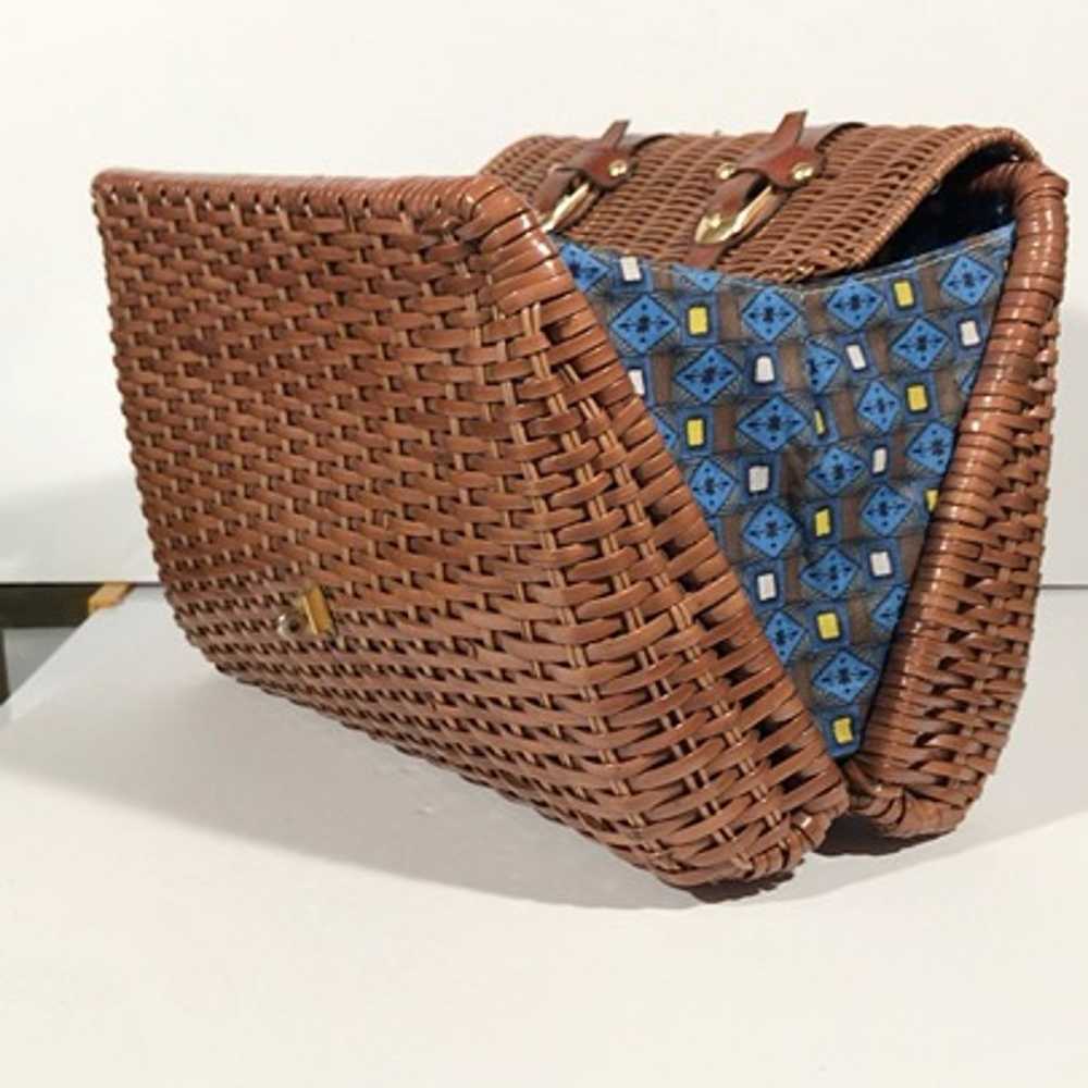 Wicker Bag 1960s, Handmade in British Hong Kong - image 7