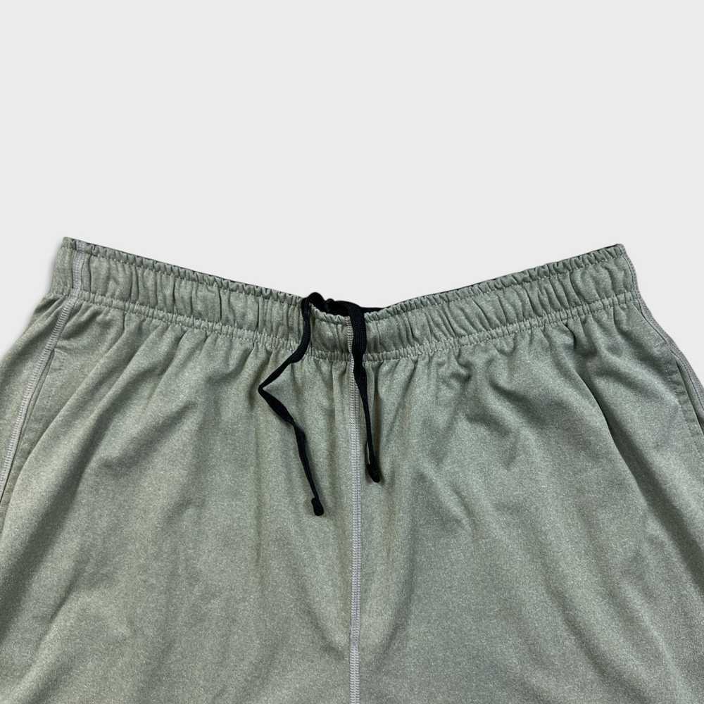 Nike × Streetwear × Vintage Nike Sportswear Short… - image 2