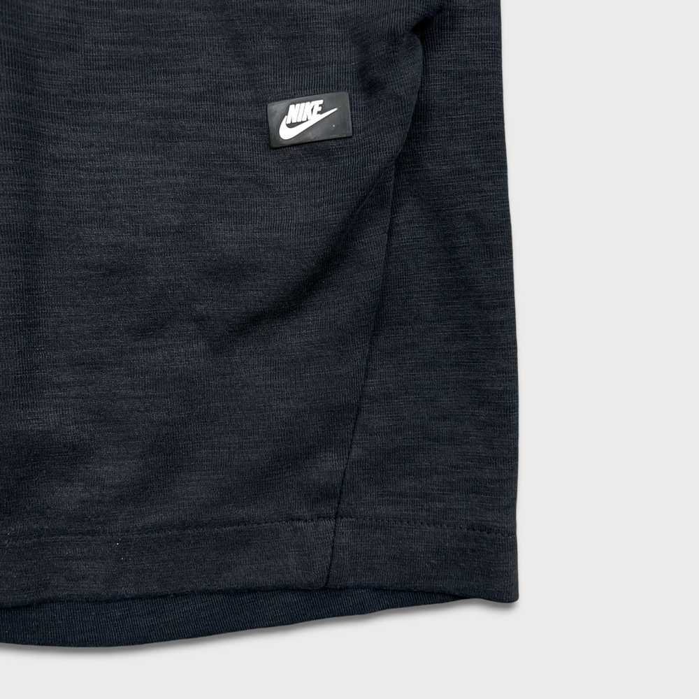 Nike × Streetwear × Vintage Nike Sportswear Short… - image 2