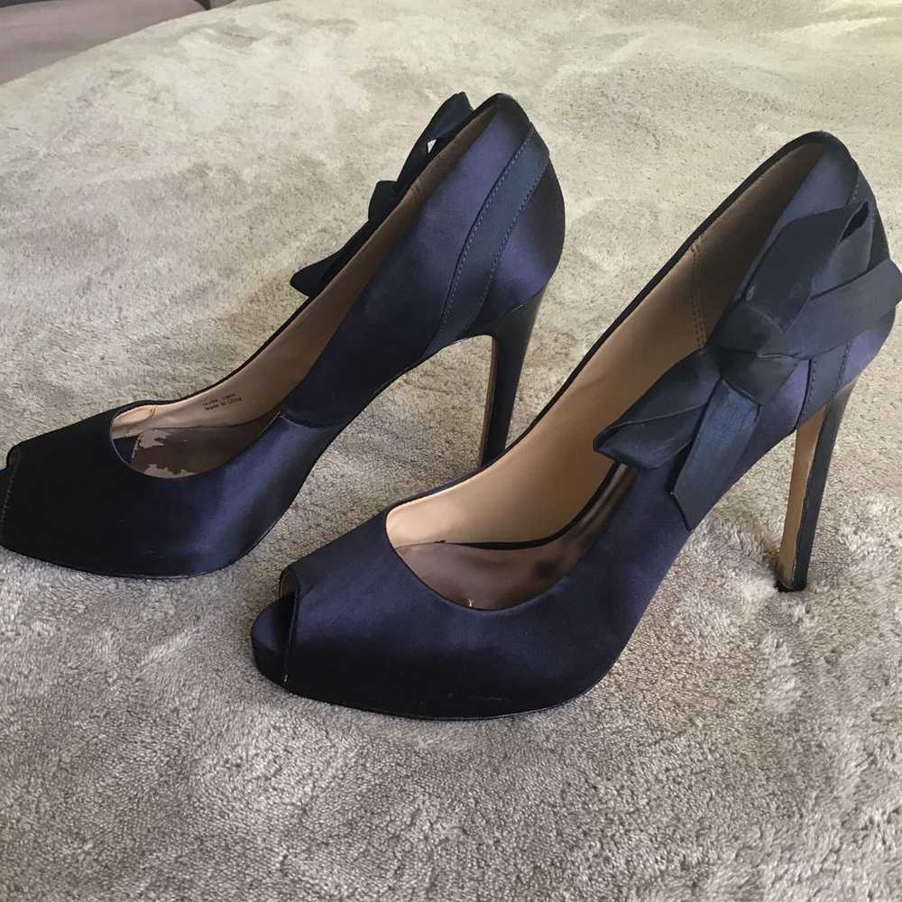 Badgley Mischka Women Peep Toe Heel Shoes Purple … - image 3