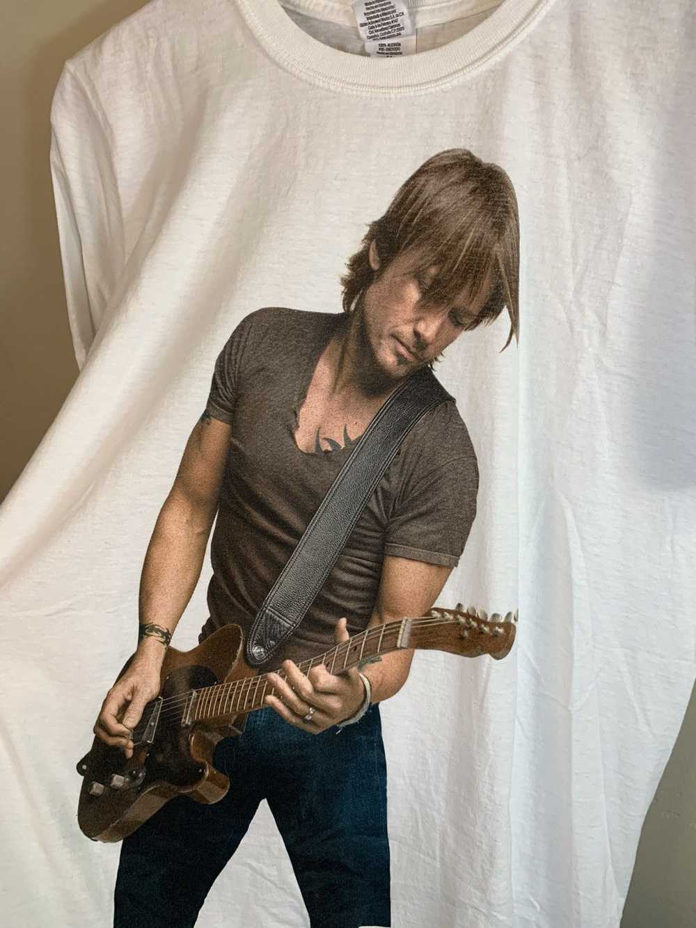 Art × Band Tees × Rare *RARE* Keith Urban Light T… - image 4