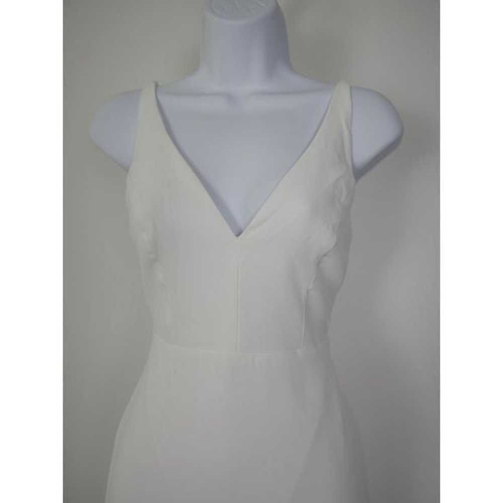 Lulu's White Button Back Sleveless Mermaid Maxi D… - image 3