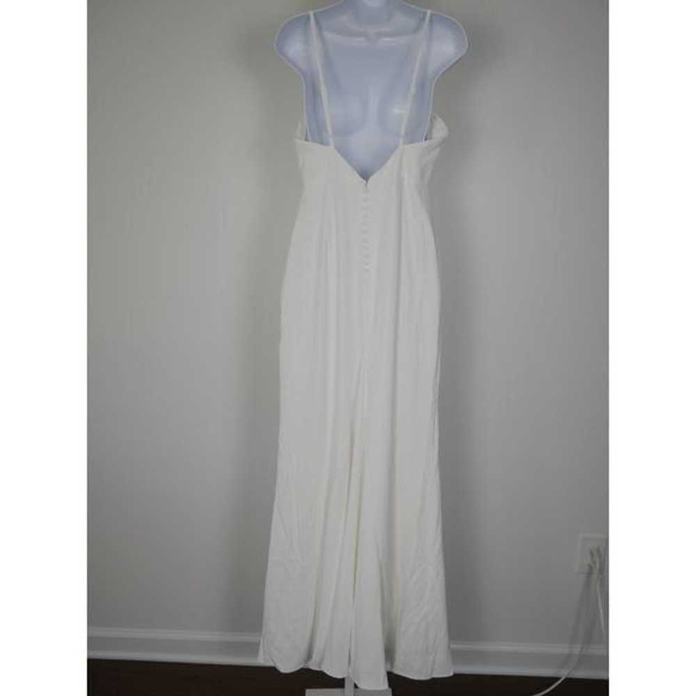 Lulu's White Button Back Sleveless Mermaid Maxi D… - image 5