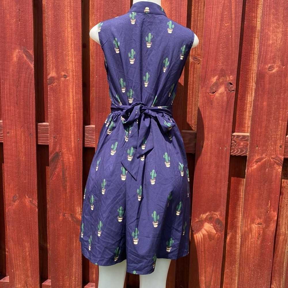 Beautiful Cactus Dress Size M - image 7