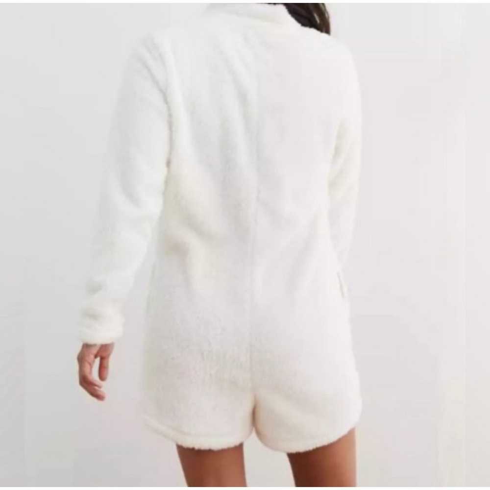 Aerie Fuzzy Sherpa White Long Sleeve Romper Short… - image 2