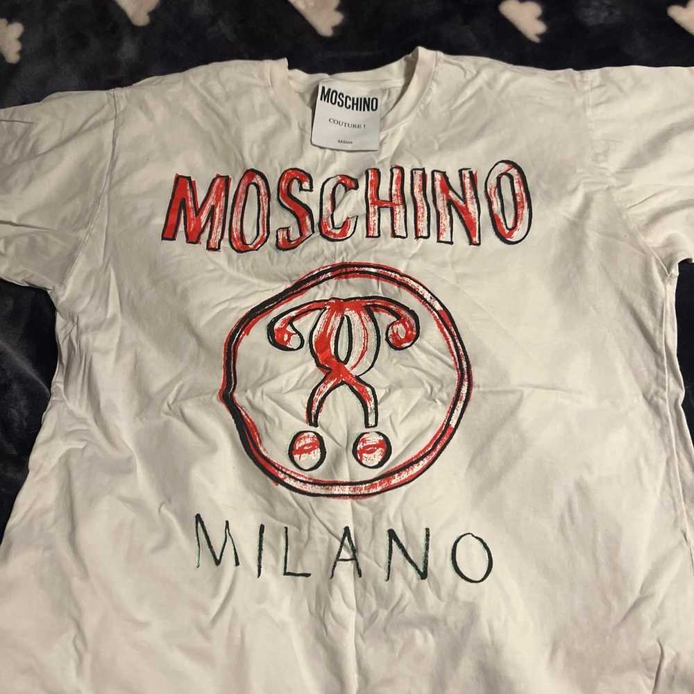 Women’s over sized white size small moschino shirt - image 2