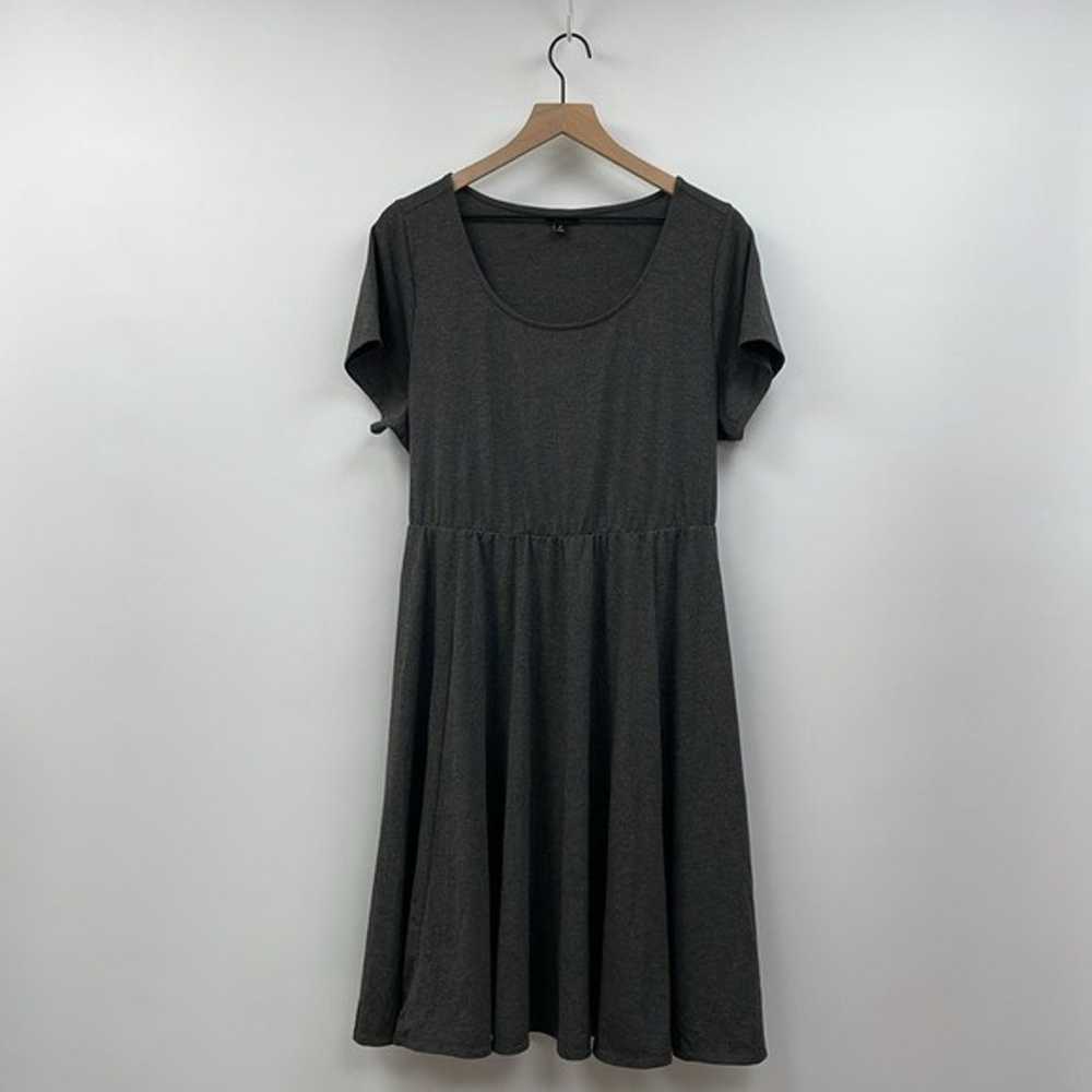 Torrid Jersey Knit Tie-Front Skater Dress Minimal… - image 3