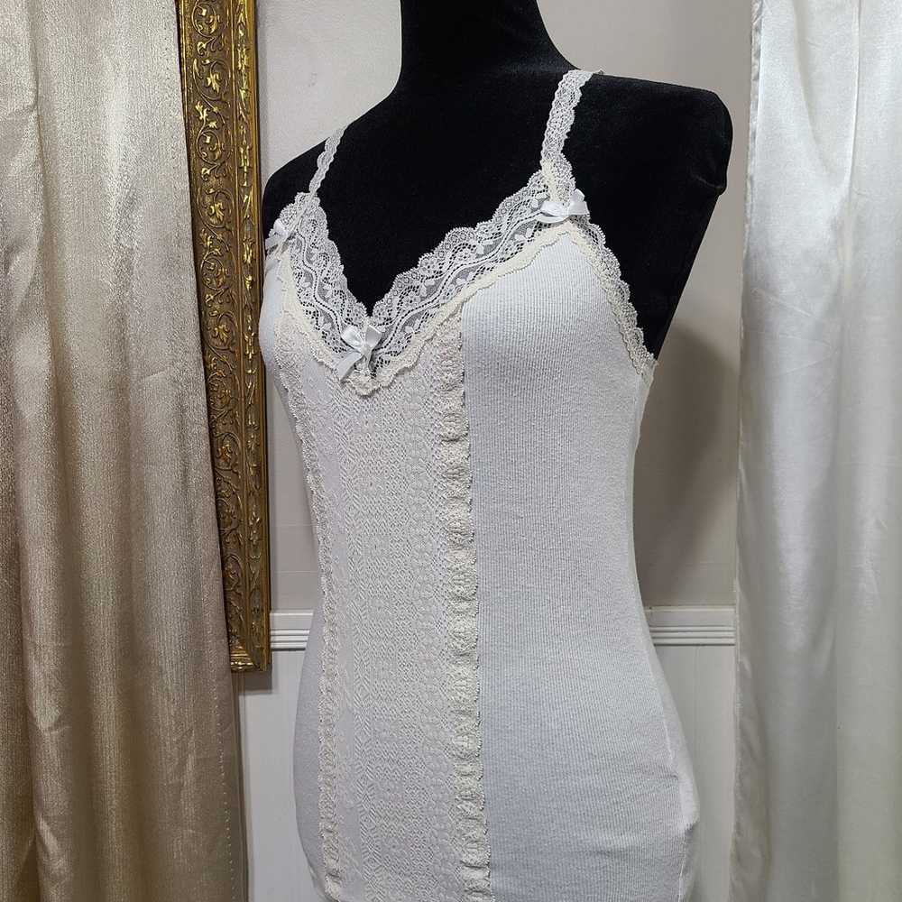 ♡ Y2k ♡ Hollister Lace Front White Cami Tank - image 2