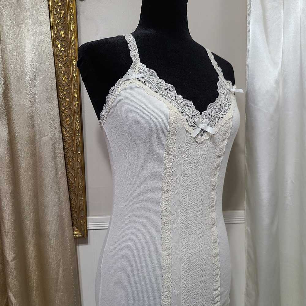 ♡ Y2k ♡ Hollister Lace Front White Cami Tank - image 3