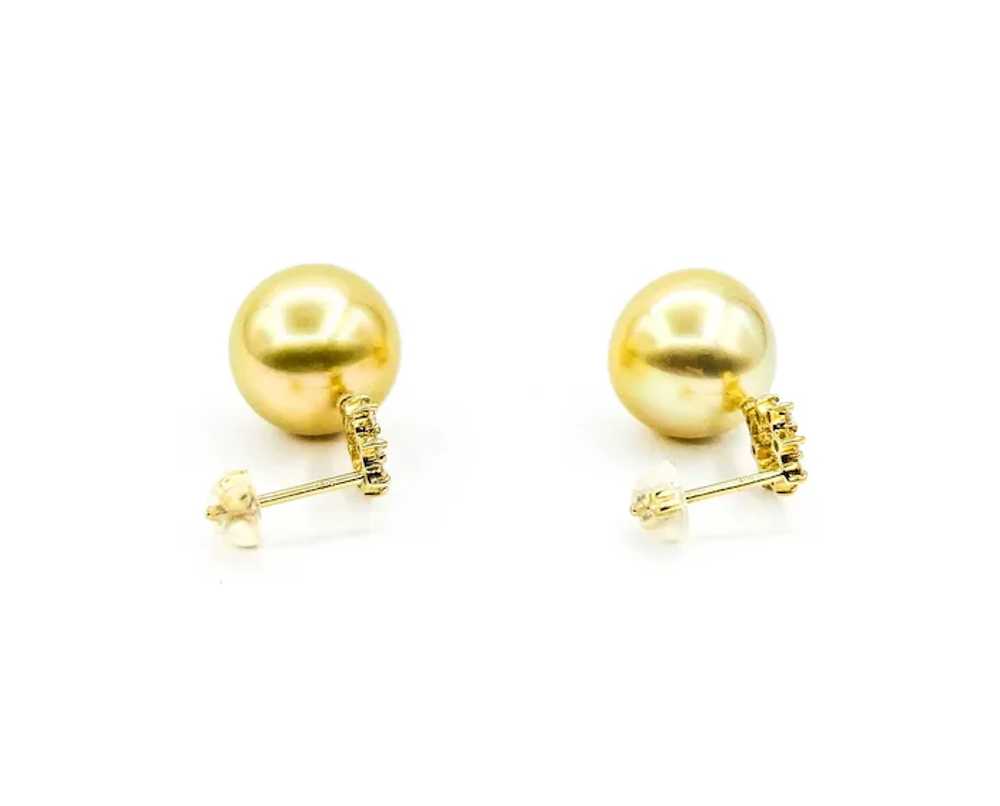 Timeless Golden Pearl and Diamond Earrings in 18k… - image 5