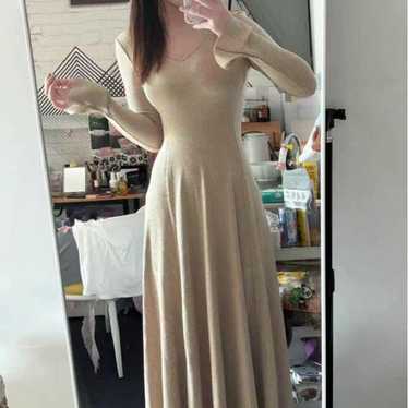 Beige long-sleeve knit long dress