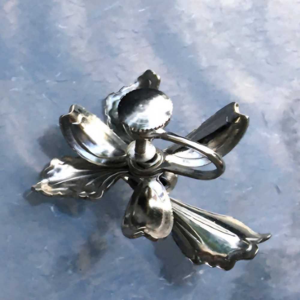 VINTAGE 1950s Estate Stainless Screw-back Orchid … - image 11