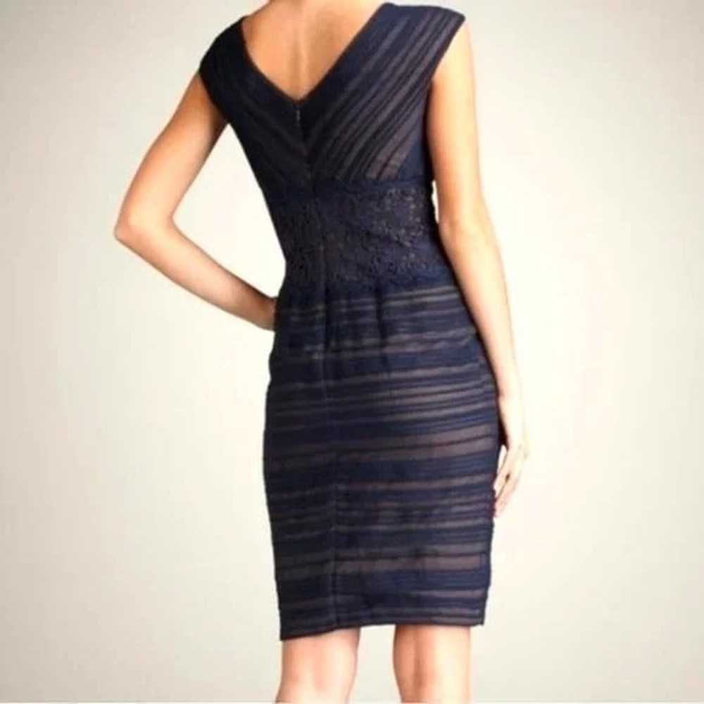 Tadashi Shoji Navy Chiffon Pleated V-Neck Sheath … - image 2