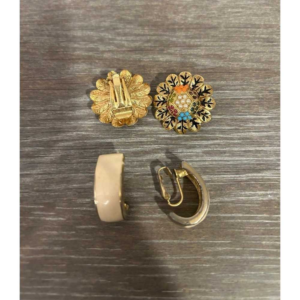 vintage clip on earrings - image 2