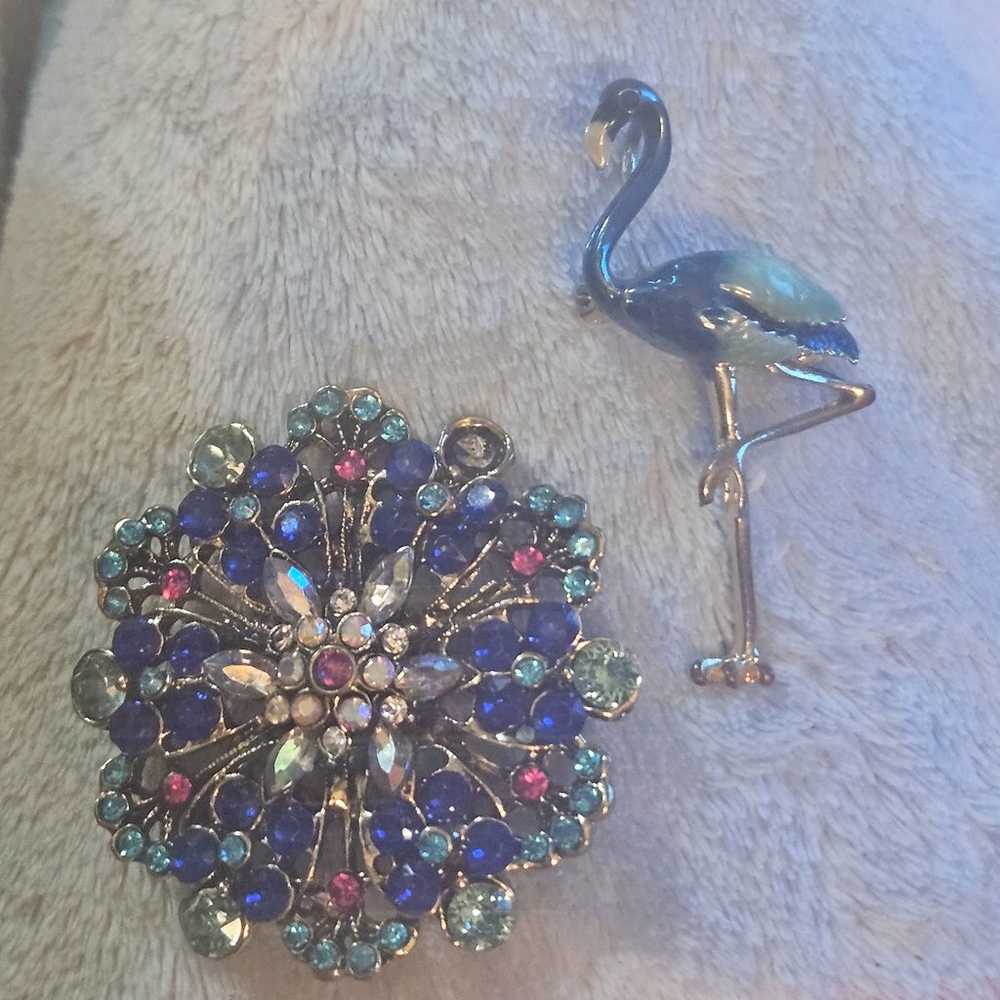 Two Betsey Johnson pendants/brooches - image 1