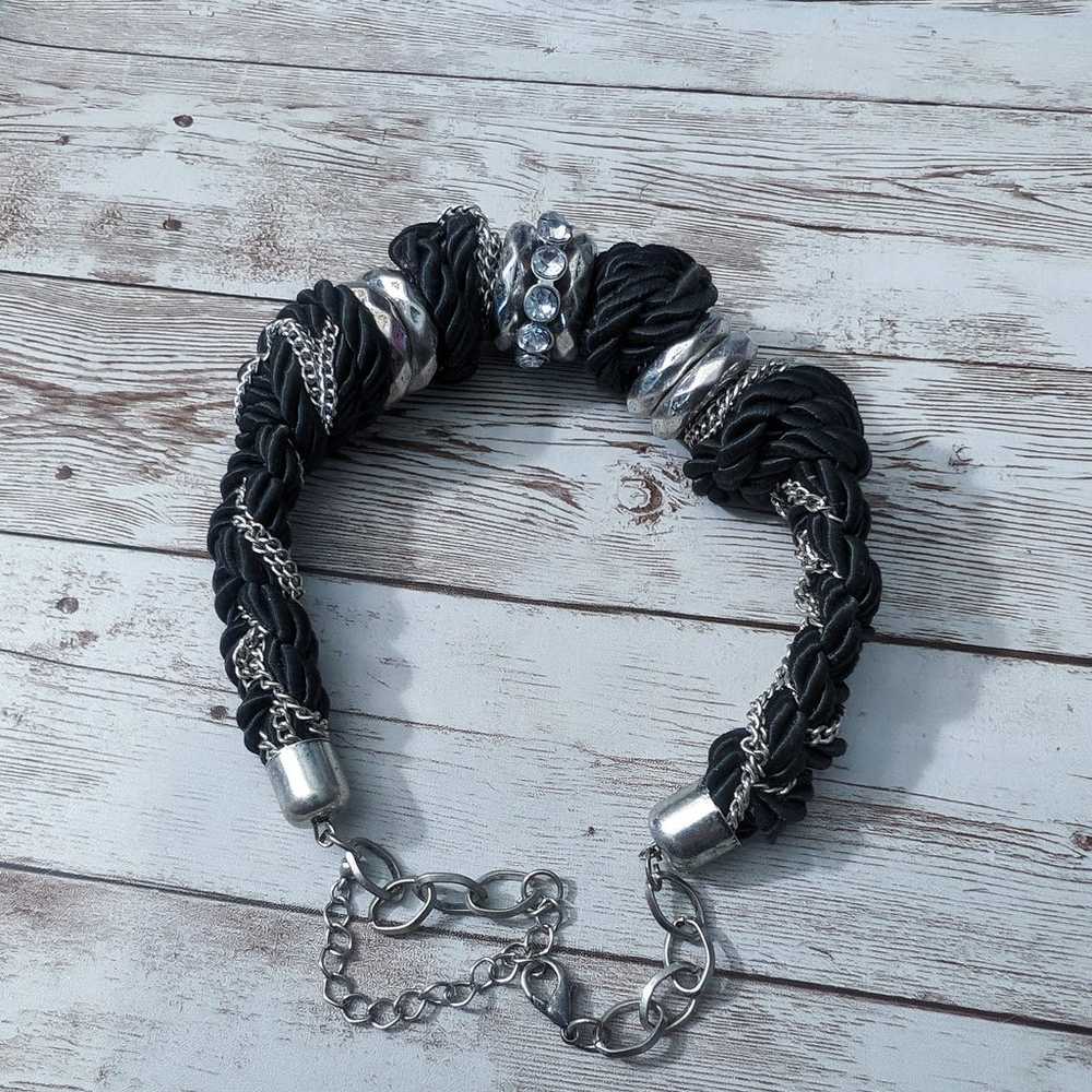 Vintage Necklace Very Chunky Black & Silver Tone - image 10