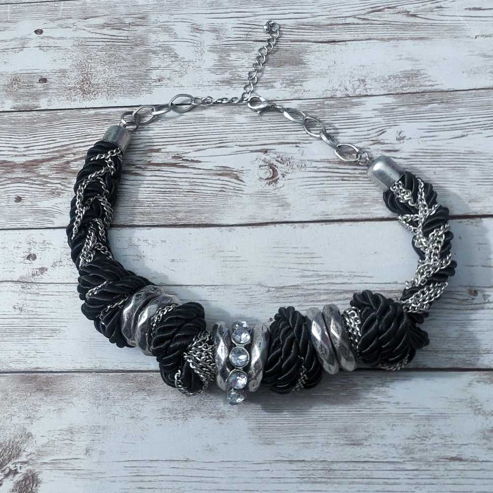 Vintage Necklace Very Chunky Black & Silver Tone - image 9